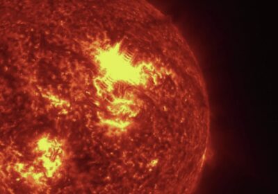 Учёные сообщили о сильнейшей за две недели вспышке на Солнце